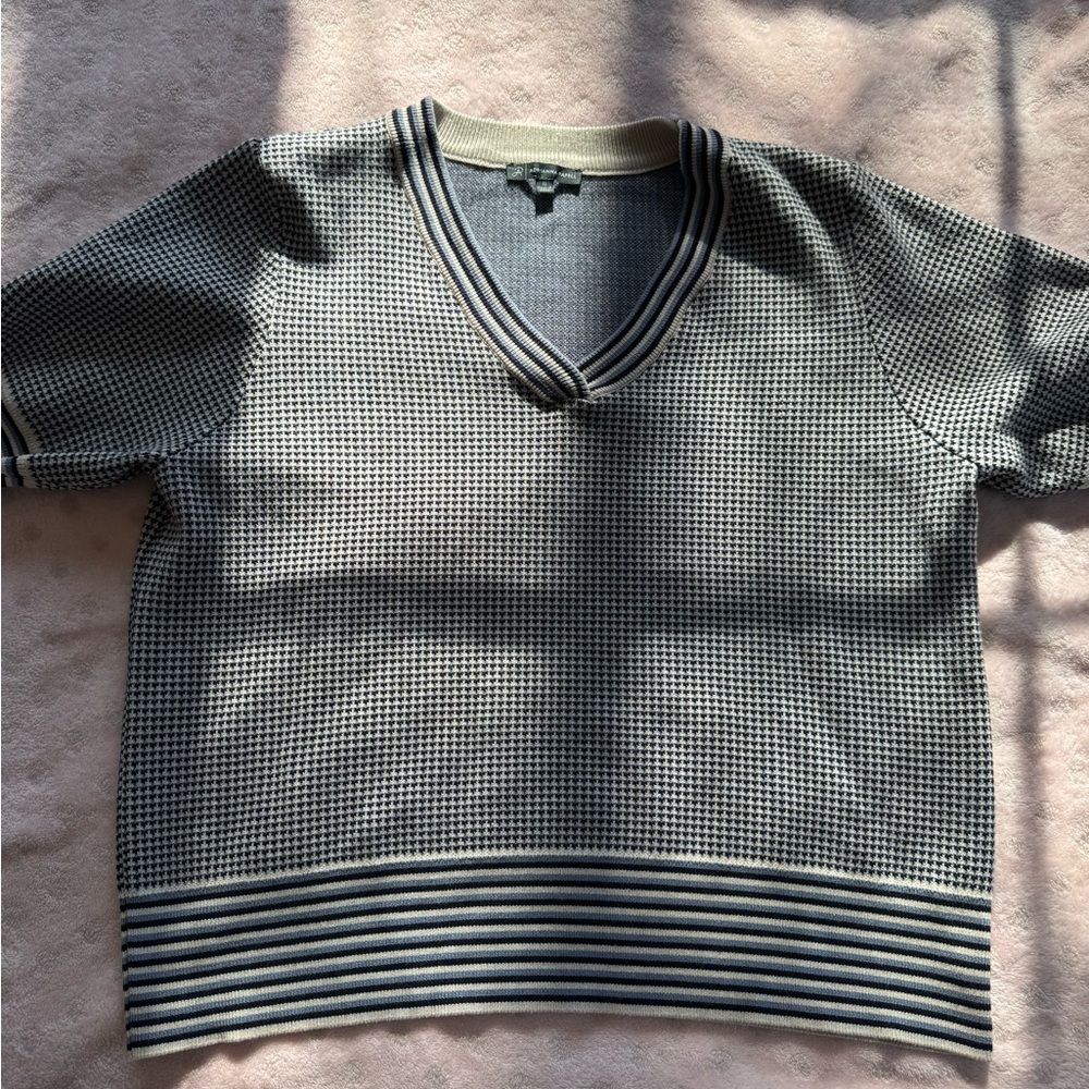 Adrianna Papell Black and Gray V-Neck Sweater